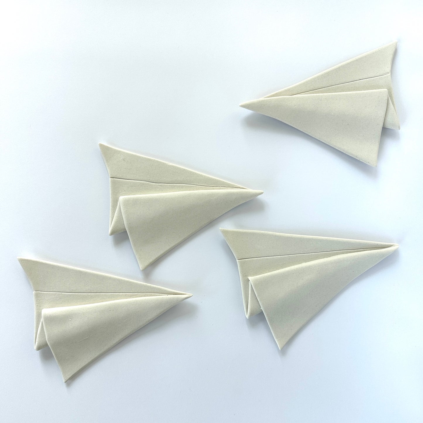 ORIGAMI AIRPLANE