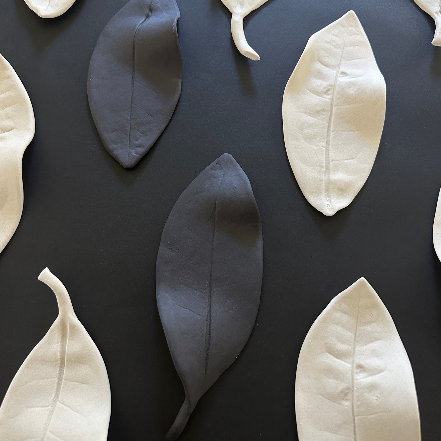 LEAVES MIX